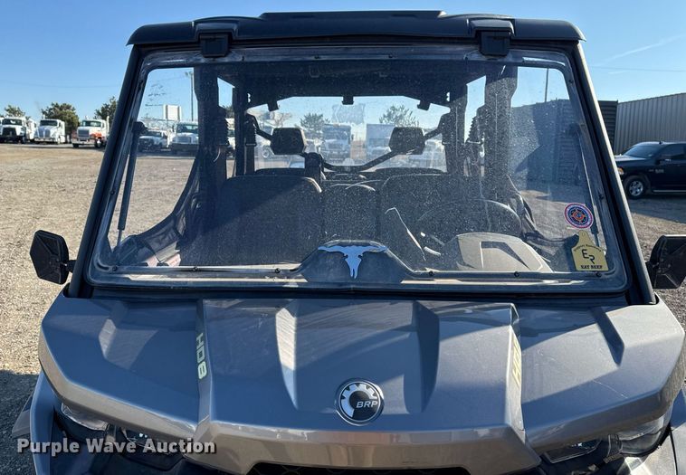 image for item EG2399 2018 Can-Am 8SJA utility vehicle