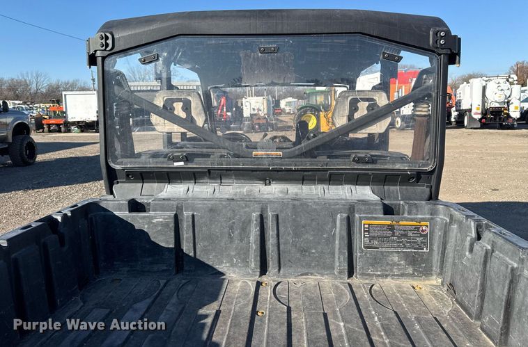 image for item EG2399 2018 Can-Am 8SJA utility vehicle