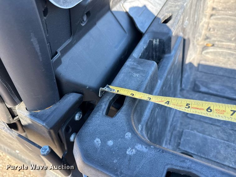 image for item EG2399 2018 Can-Am 8SJA utility vehicle