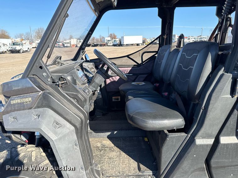 image for item EG2399 2018 Can-Am 8SJA utility vehicle