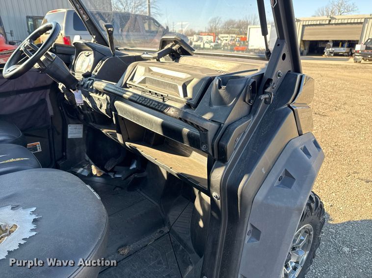 image for item EG2399 2018 Can-Am 8SJA utility vehicle