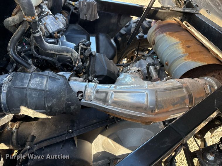 image for item EG2399 2018 Can-Am 8SJA utility vehicle