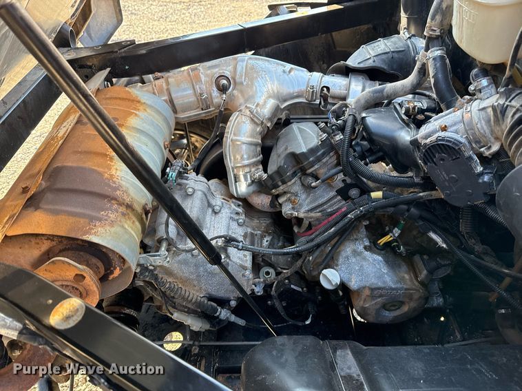 image for item EG2399 2018 Can-Am 8SJA utility vehicle