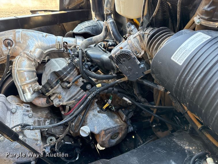 image for item EG2399 2018 Can-Am 8SJA utility vehicle