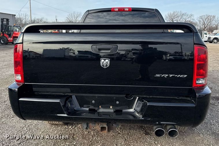 image for item EG2435 2005 Dodge Ram 1500 Quad Cab pickup truck