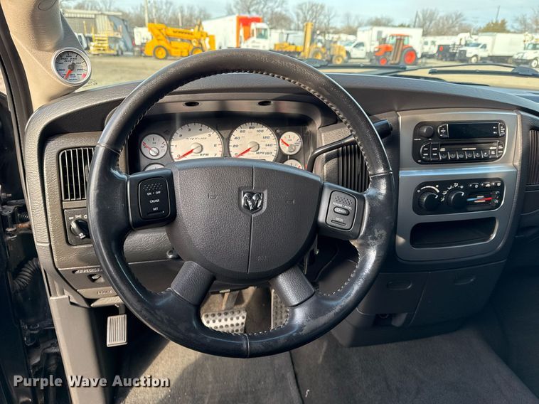 image for item EG2435 2005 Dodge Ram 1500 Quad Cab pickup truck