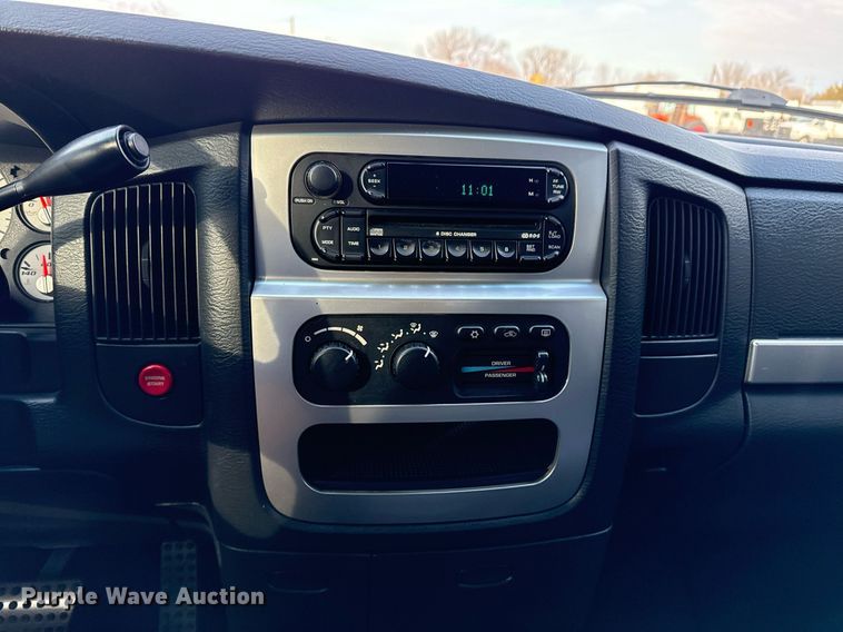 image for item EG2435 2005 Dodge Ram 1500 Quad Cab pickup truck