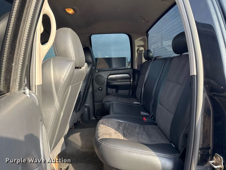 image for item EG2435 2005 Dodge Ram 1500 Quad Cab pickup truck