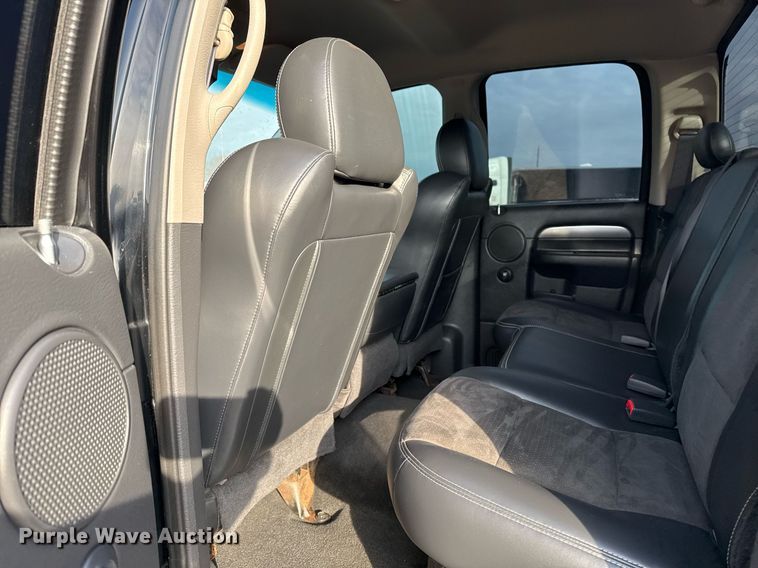 image for item EG2435 2005 Dodge Ram 1500 Quad Cab pickup truck