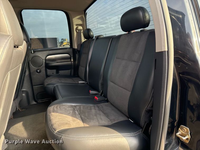 image for item EG2435 2005 Dodge Ram 1500 Quad Cab pickup truck