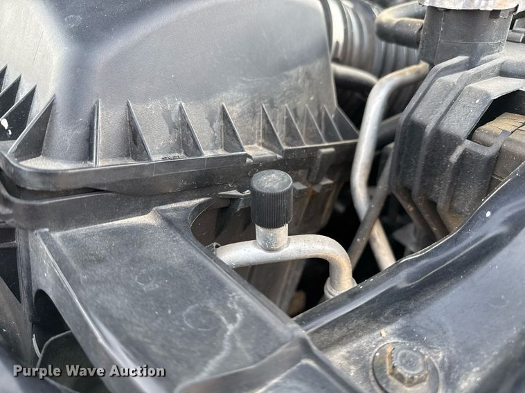 image for item EG2435 2005 Dodge Ram 1500 Quad Cab pickup truck