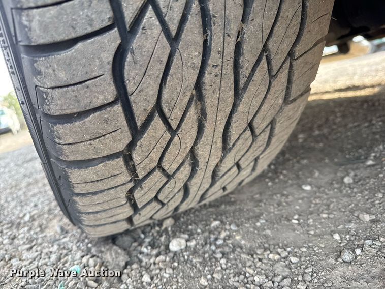 image for item EG2435 2005 Dodge Ram 1500 Quad Cab pickup truck