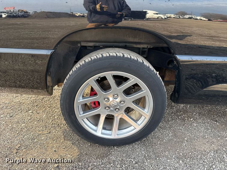 image for item EG2435 2005 Dodge Ram 1500 Quad Cab pickup truck