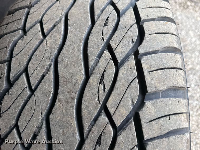 image for item EG2435 2005 Dodge Ram 1500 Quad Cab pickup truck