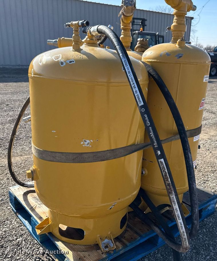 image for item EG2456 (4) Sage Oil Vac fluid recovery systems