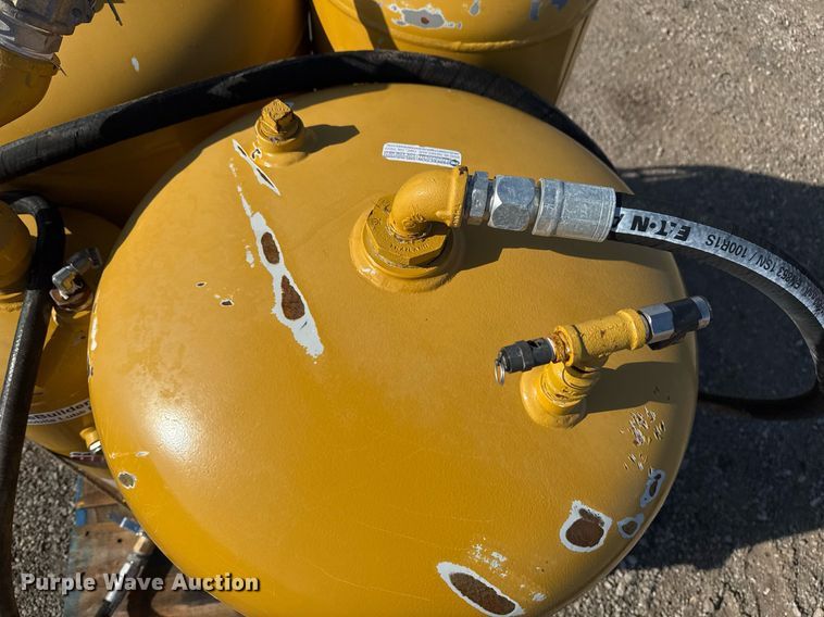 image for item EG2456 (4) Sage Oil Vac fluid recovery systems