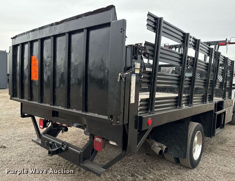 image for item EG2467 2017 Ford F550 flatbed truck