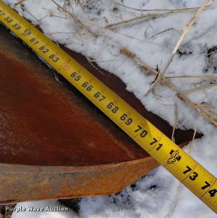 image for item EH0122 Grouser 112  skid steer dozer blade