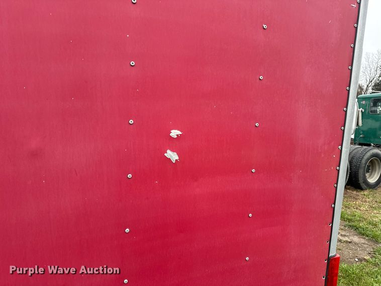 image for item EH7337 2002 Wells Cargo enclosed cargo trailer