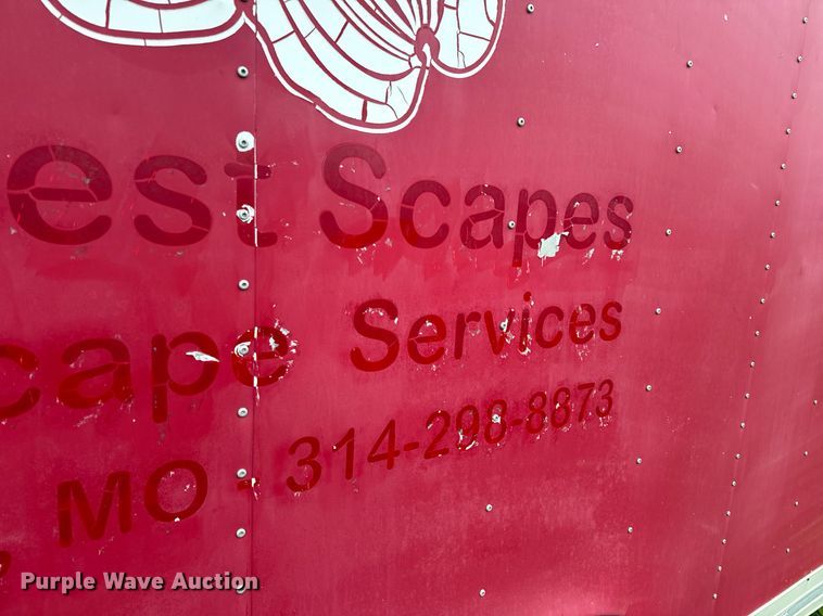 image for item EH7337 2002 Wells Cargo enclosed cargo trailer