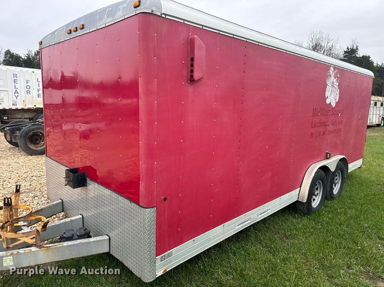 image for item EH7337 2002 Wells Cargo enclosed cargo trailer