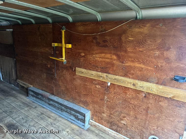 image for item EH7337 2002 Wells Cargo enclosed cargo trailer