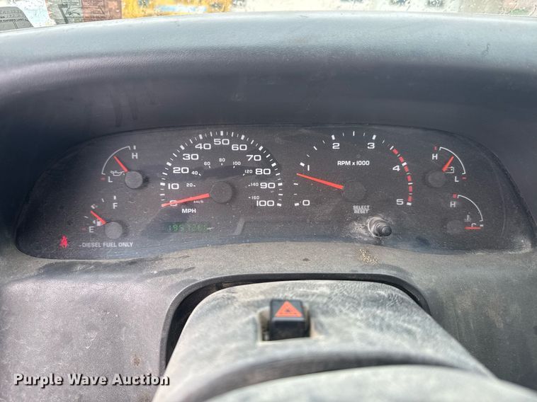 image for item EI4098 2003 Ford F550 Super Duty XL truck cab and chassis