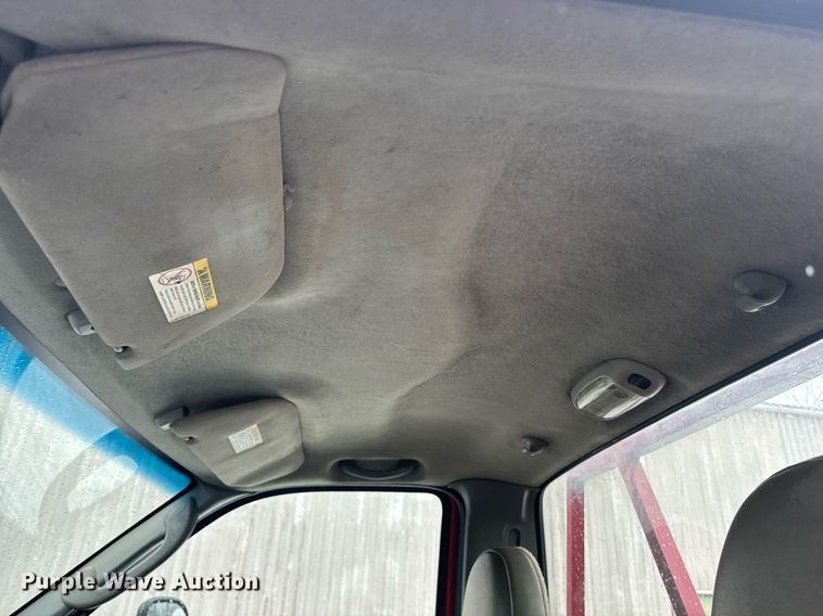 image for item EI4098 2003 Ford F550 Super Duty XL truck cab and chassis