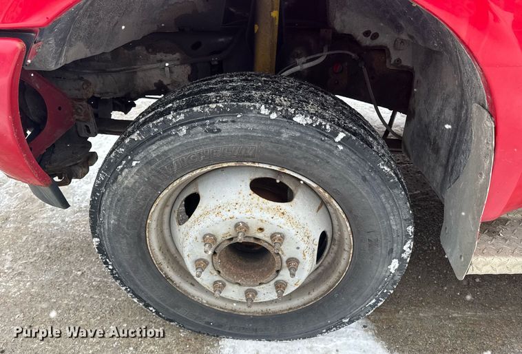 image for item EI4098 2003 Ford F550 Super Duty XL truck cab and chassis