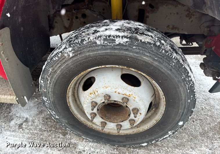 image for item EI4098 2003 Ford F550 Super Duty XL truck cab and chassis