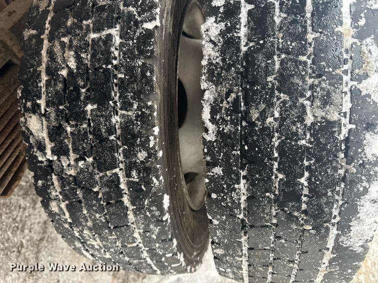 image for item EI4098 2003 Ford F550 Super Duty XL truck cab and chassis