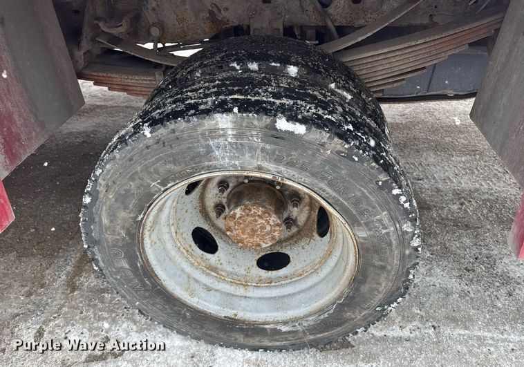 image for item EI4098 2003 Ford F550 Super Duty XL truck cab and chassis