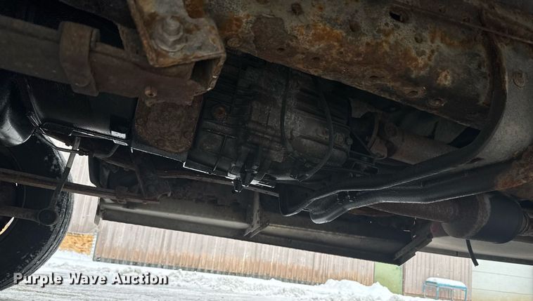 image for item EI4098 2003 Ford F550 Super Duty XL truck cab and chassis