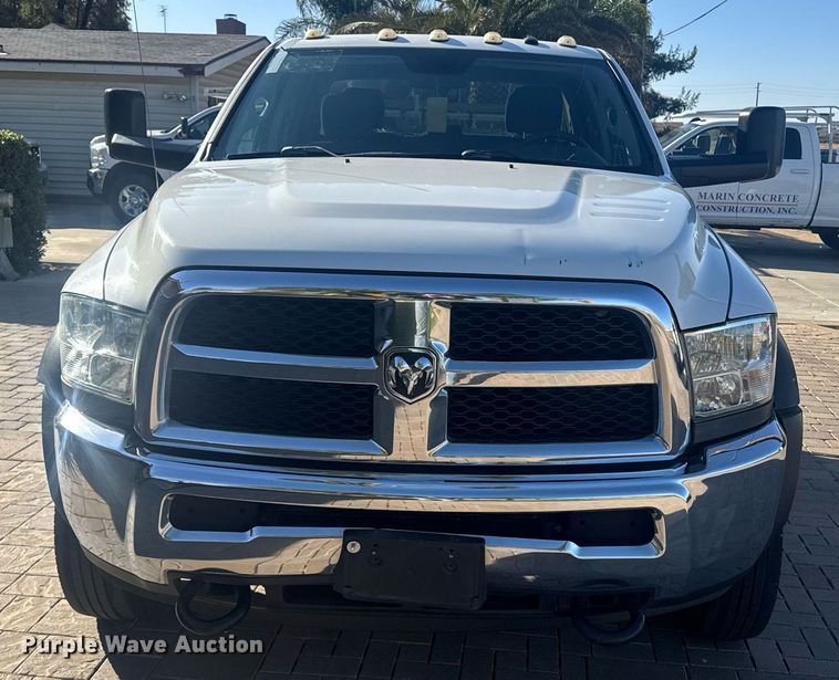 image for item EI4114 2018 Dodge Ram 4500 Crew Cab truck cab and chassis