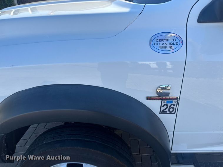 image for item EI4114 2018 Dodge Ram 4500 Crew Cab truck cab and chassis