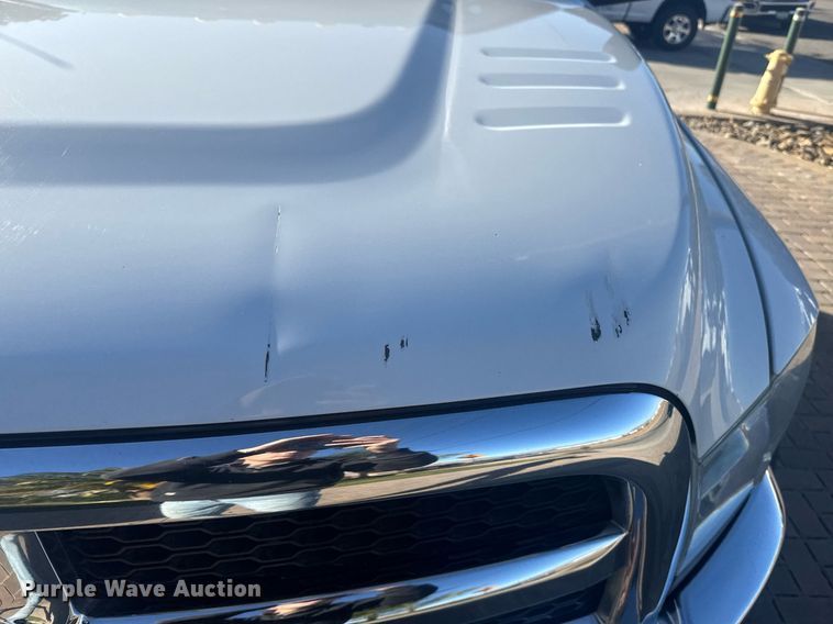 image for item EI4114 2018 Dodge Ram 4500 Crew Cab truck cab and chassis