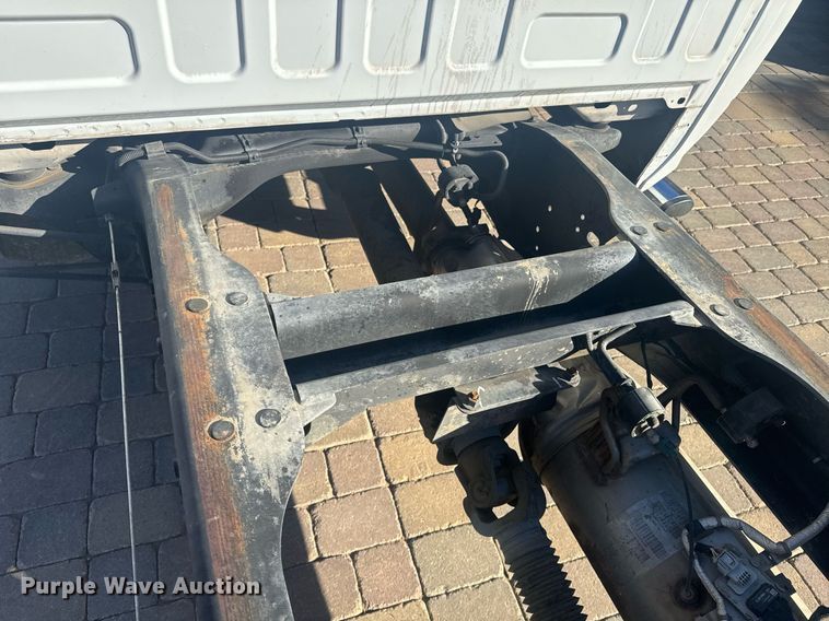 image for item EI4114 2018 Dodge Ram 4500 Crew Cab truck cab and chassis