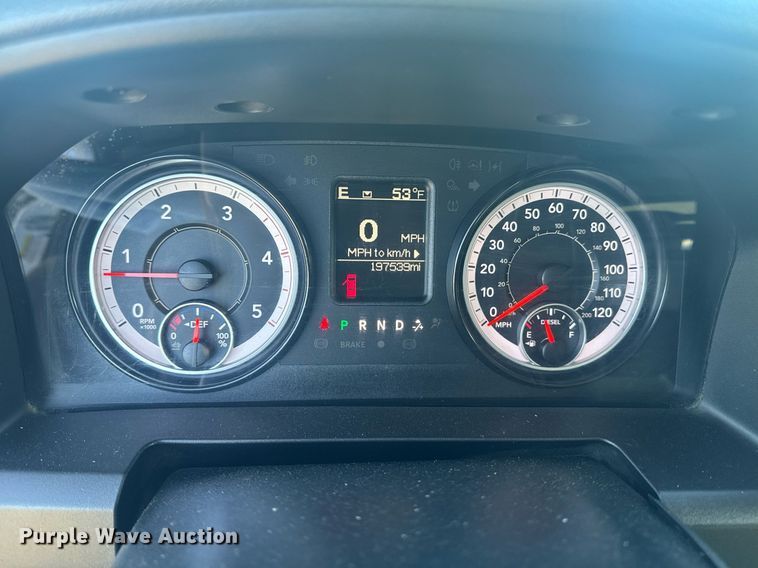 image for item EI4114 2018 Dodge Ram 4500 Crew Cab truck cab and chassis