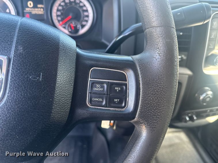 image for item EI4114 2018 Dodge Ram 4500 Crew Cab truck cab and chassis