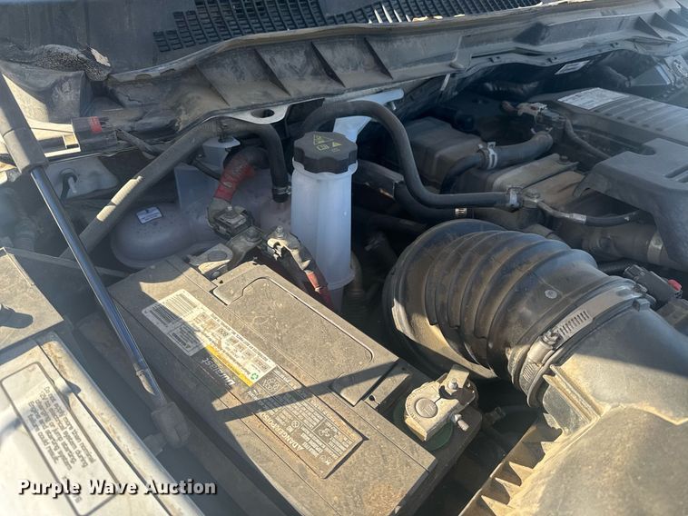 image for item EI4114 2018 Dodge Ram 4500 Crew Cab truck cab and chassis