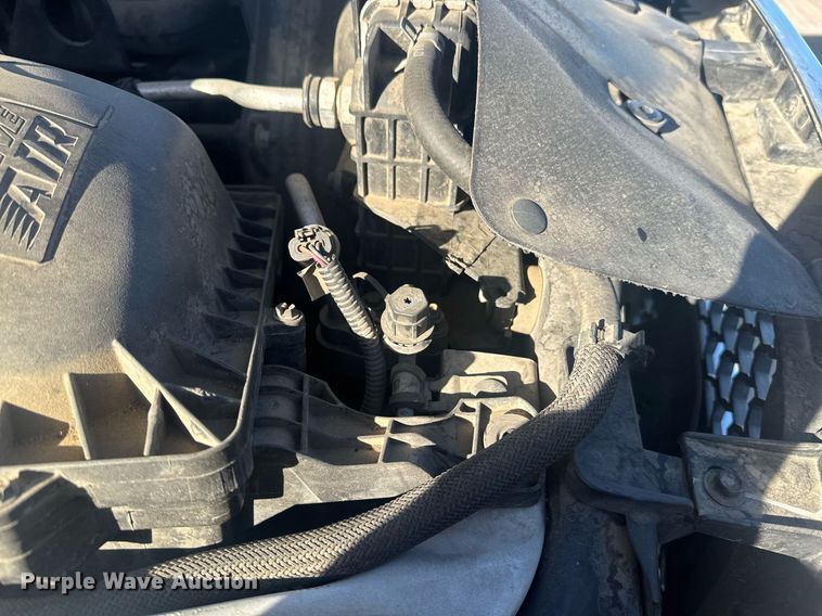 image for item EI4114 2018 Dodge Ram 4500 Crew Cab truck cab and chassis