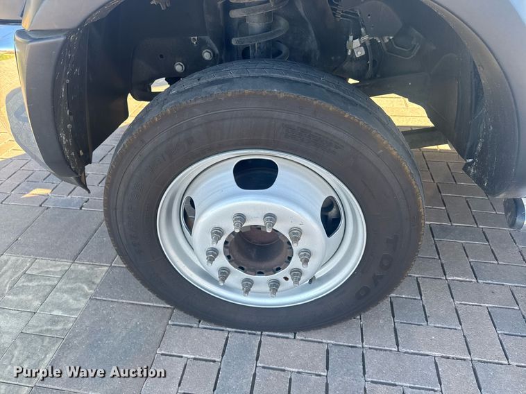 image for item EI4114 2018 Dodge Ram 4500 Crew Cab truck cab and chassis