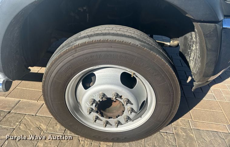 image for item EI4114 2018 Dodge Ram 4500 Crew Cab truck cab and chassis