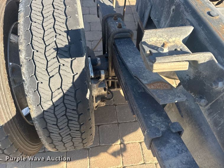 image for item EI4114 2018 Dodge Ram 4500 Crew Cab truck cab and chassis