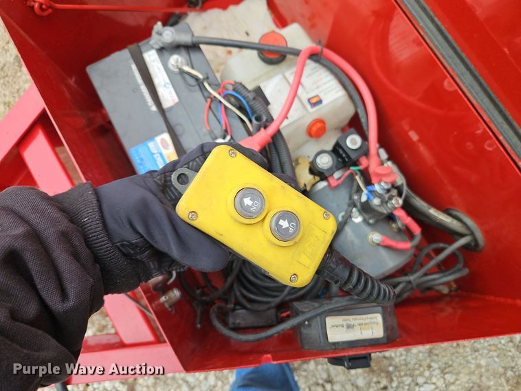 image for item EI8619 2014 Load Trail dump trailer