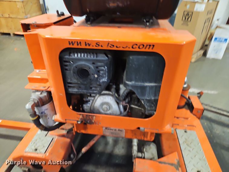 image for item EI8765 Salsco Gas Greens Roller greens roller