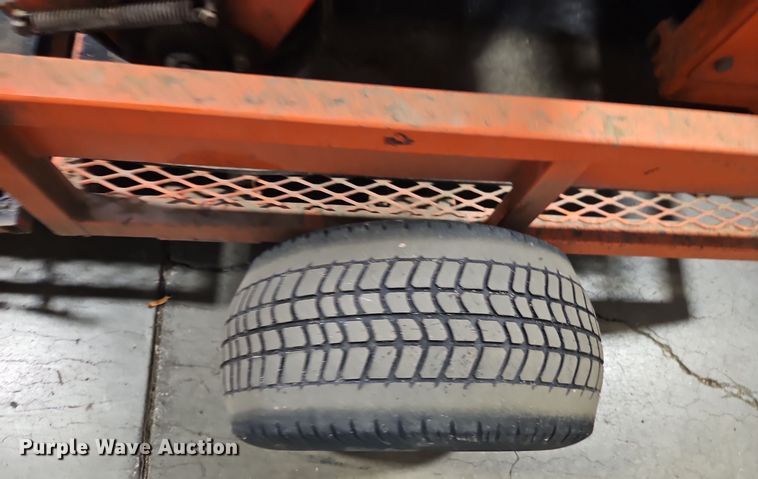 image for item EI8765 Salsco Gas Greens Roller greens roller