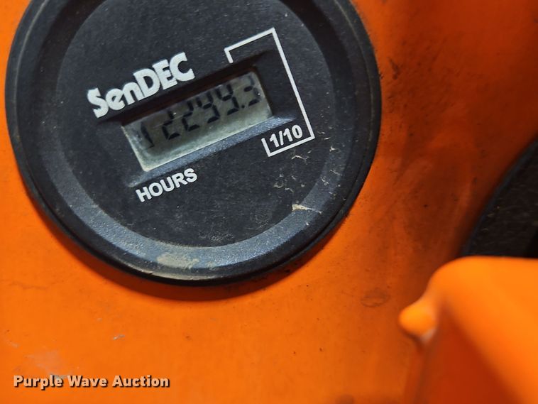 image for item EI8765 Salsco Gas Greens Roller greens roller