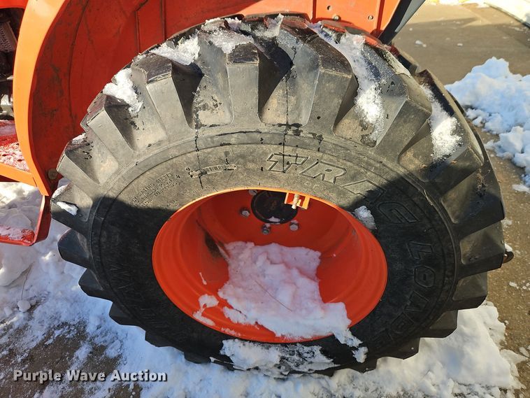 image for item EI8780 Kubota L3301D MFWD tractor