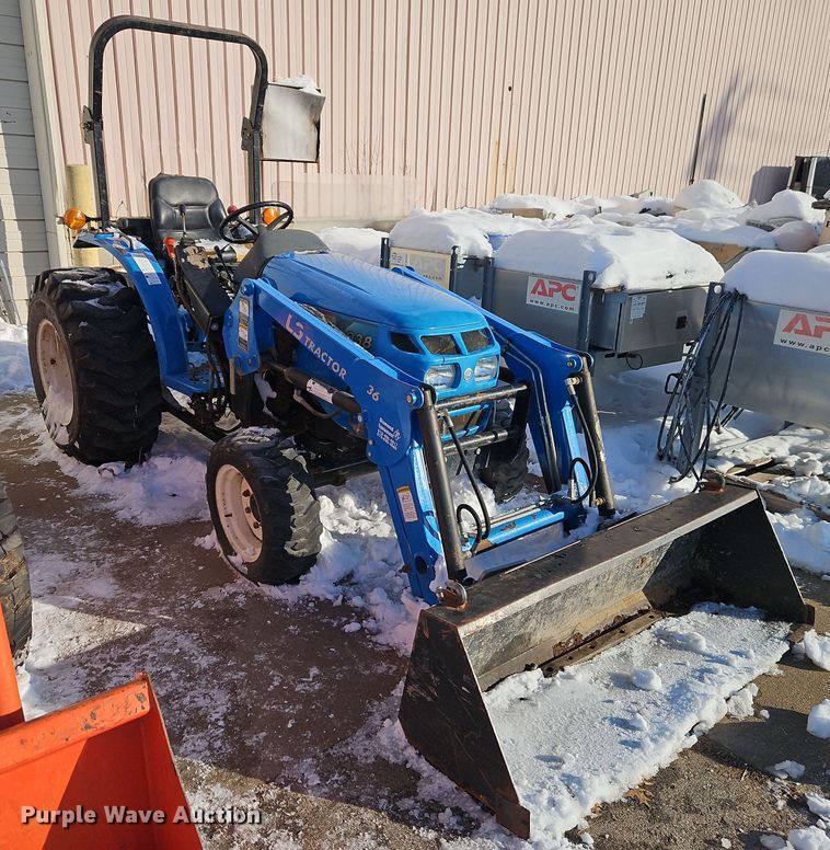 image for item EI8781 LS G3038 MFWD tractor